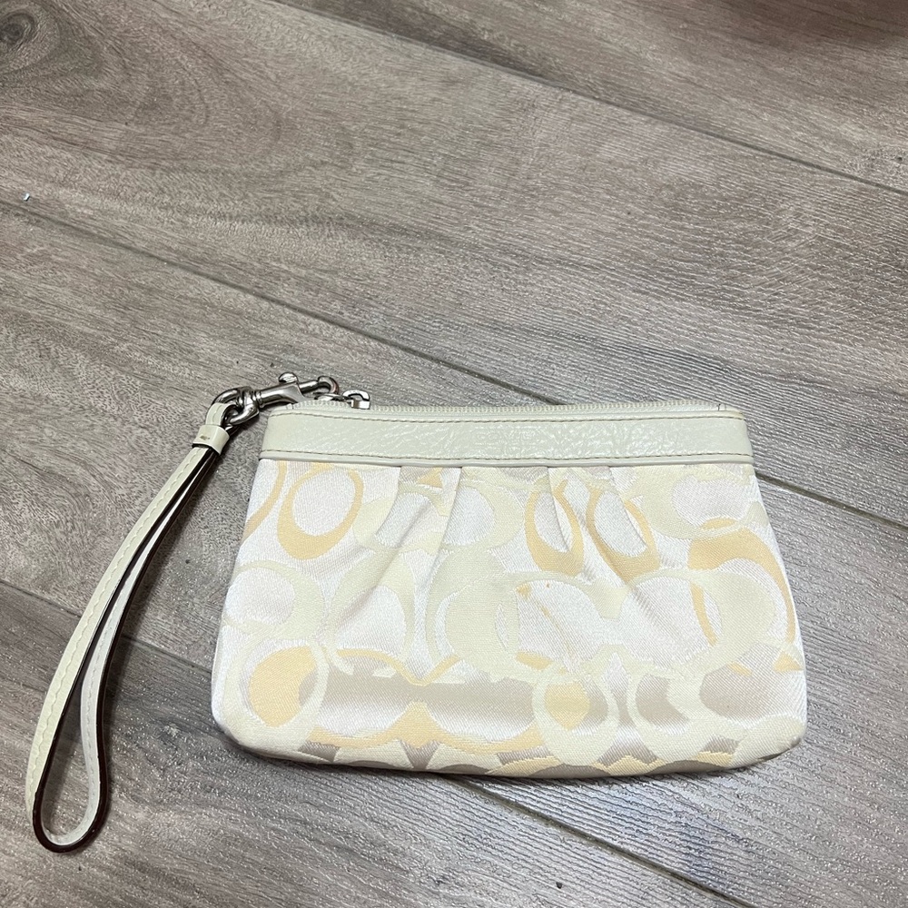 Coach Wristwallet